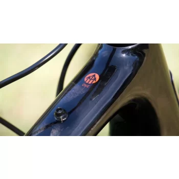 Rower Marin Headlands 1 700C L-56 czar/srebr/czerw