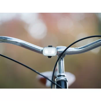 Lampka przednia BLACKBURN CLICK USB 60 lmn, biała