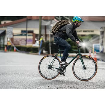 Lampka przednia BLACKBURN DAYBLAZER 1 USB 400 lmn