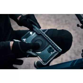 Etui na telefon Vacuum UNI rozm. M wodoszczelne