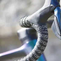 Chwyty, owijki kierownicy i rogi