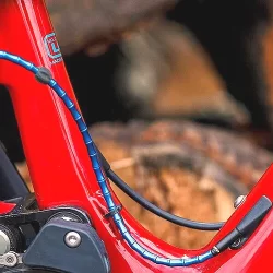 Linki przerzutek i hamulców oraz pancerze na linki