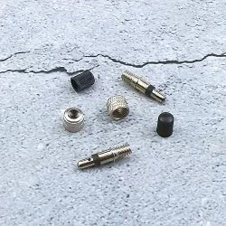 Ochraniacze obręczy, adaptery do zaworów i części do dętek