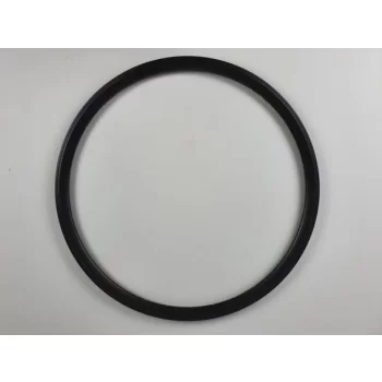 Obręcz do kół crossowo/trekkingowych 700C czarna